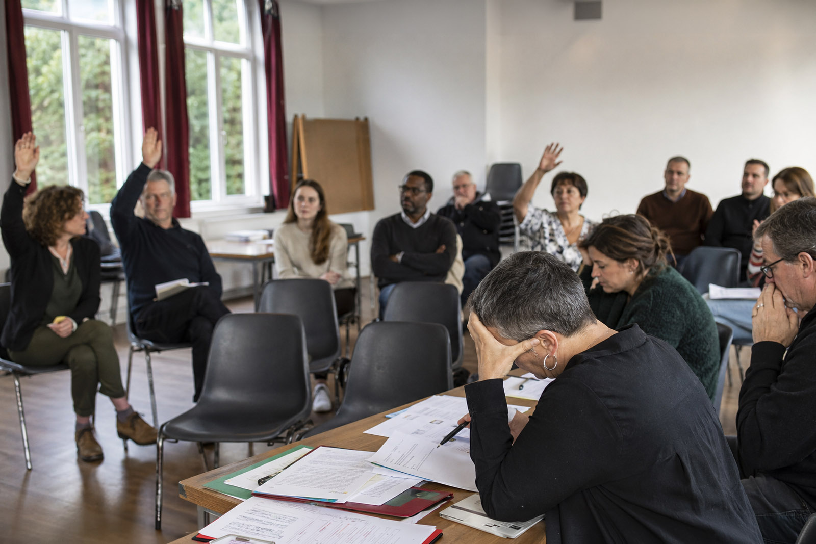 boutiquedegestion.be La Boutique de Gestion ASBL Conseils et Formations en gestion Actu 3 erreurs qui peuvent invalider les décisions de votre AG Image générée par IA